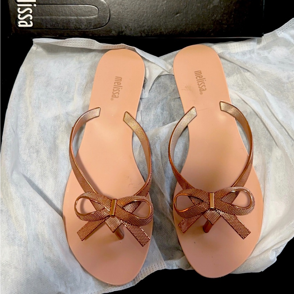 Melissa Flat rose Gold Sandal